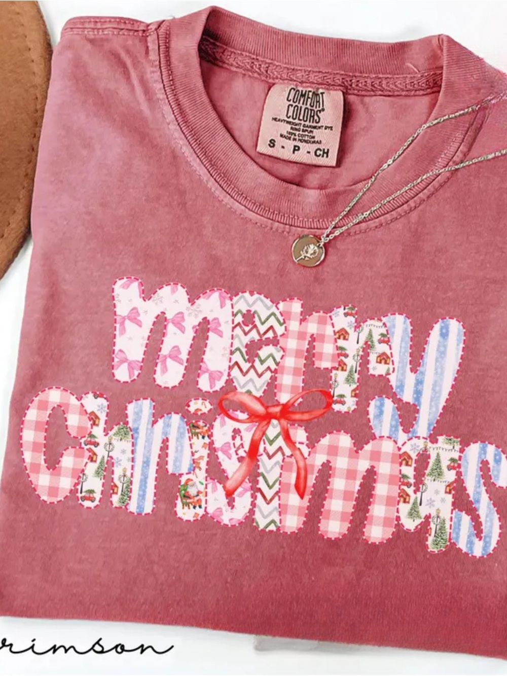 Comfort Colors Crimson Pink 'Merry Christmas' Appliqué Short Sleeve Tee